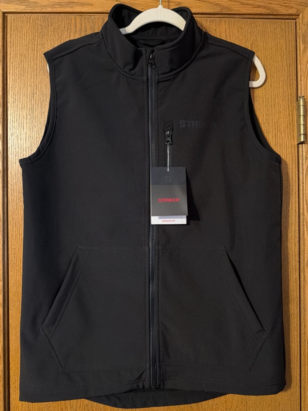 Striker Men’s Black Softshell Vest Medium NWT